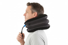 Collier cervical gonflable porté autour du cou avec pompe manuelle pour ajuster la traction cervicale